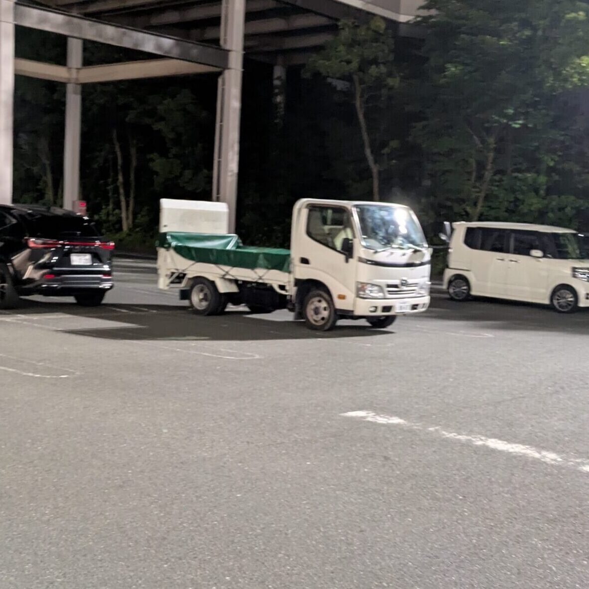 夜間工事がありました